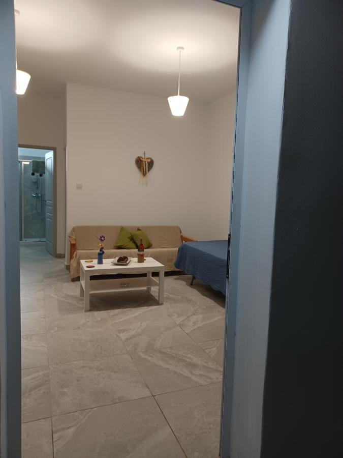 Andri' S Place Paphos Luaran gambar